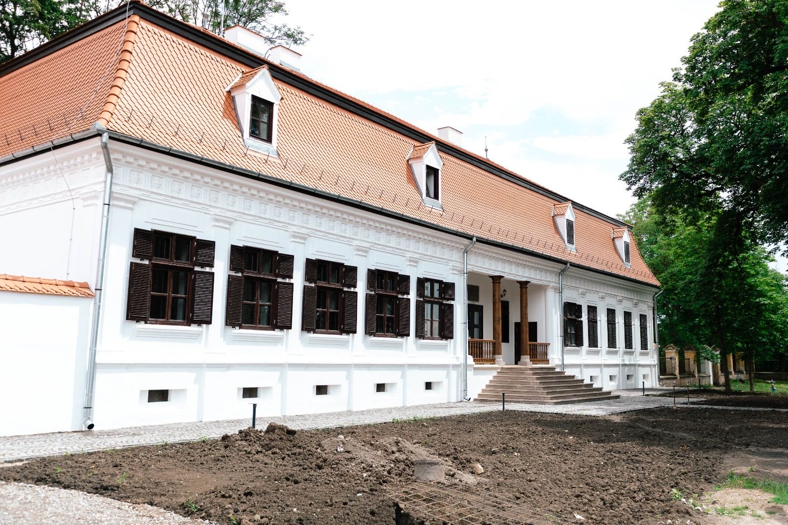 Augusztusban lezárul az oltszemi Mikó-kastély csaknem 20 millió lej értékű restaurálása.
